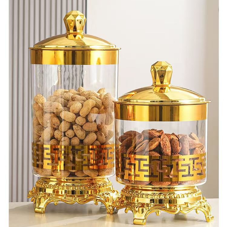 Wholesale plastic golden striped sealed boxes, sundries and grain storage cans, golden edge round sealed cans with LIDS