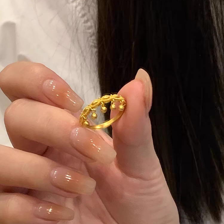 The same style of Xiaohongshu's sand-gold ring with small round beads and tassels, a trendy and fashionable index finger ring, is a perfect gift for your best friend
