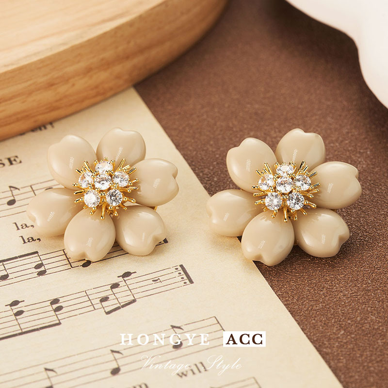 花朵耳环2023新款女高级感耳饰法式优雅小众复古镶锆925耳钉批发