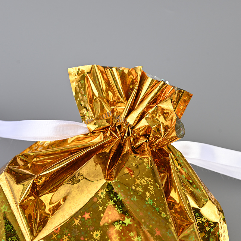 Cross-border Amazon Christmas gift bags, drawstring bags, Christmas gift packaging bags, peace fruit snowflake pastry bags Specification drawing