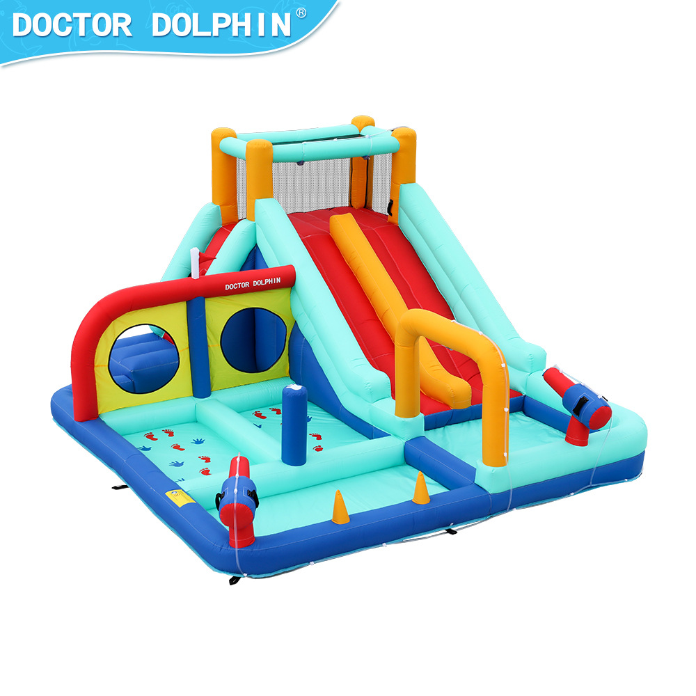الأطفال الذين يقفزون في حوض سباحة المحيط وينقفزون على لوح التزلج المزدوج Item Picture