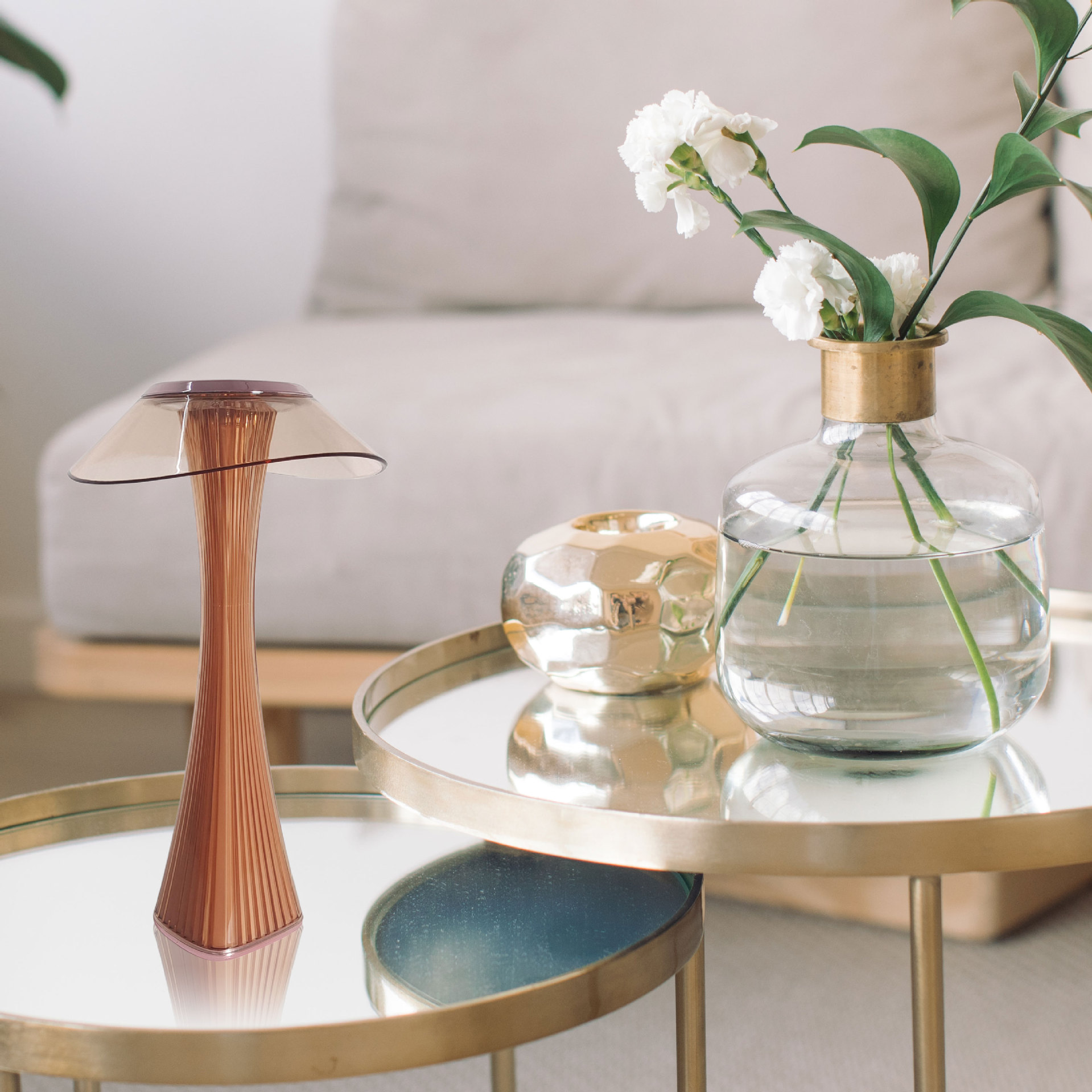 Manufacturers Direct Sales Small Waist Table Lamp Led Touch Charging Endless Three-Tone Light Atmosphere Usb Bedside Creative Table Lamp Application Scenario