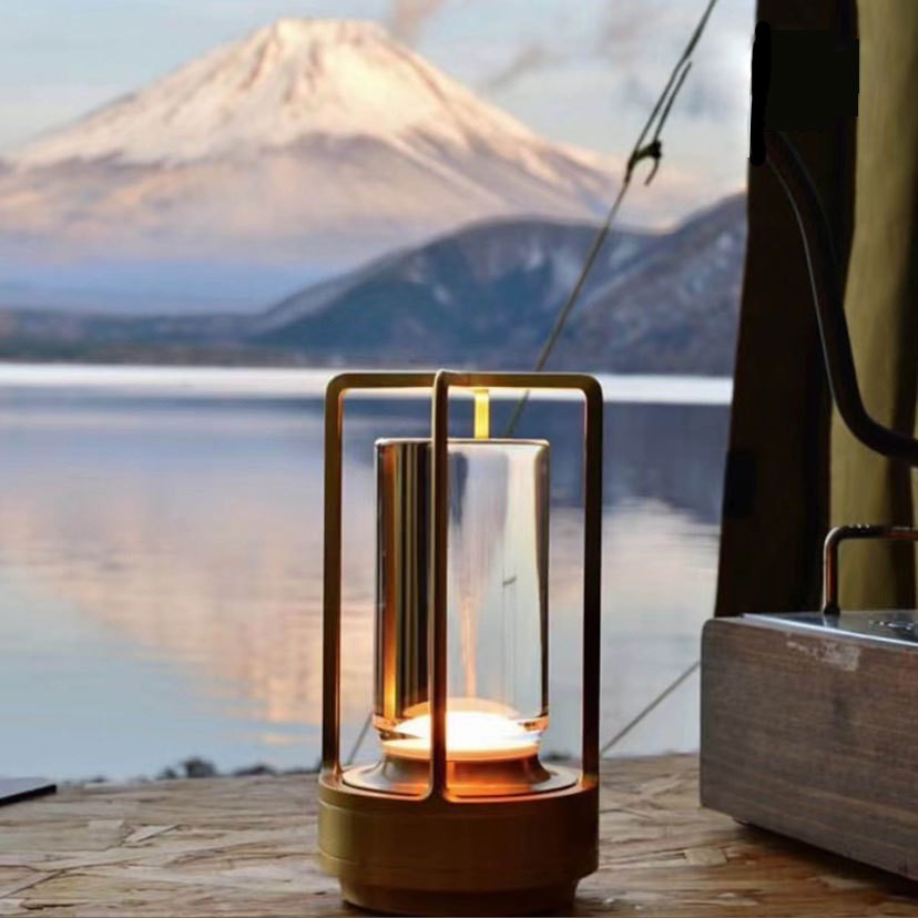 Cross-border Nordic outdoor metal table lamp, simple, modern and luxurious, charging touch, restaurant and bar atmosphere night light