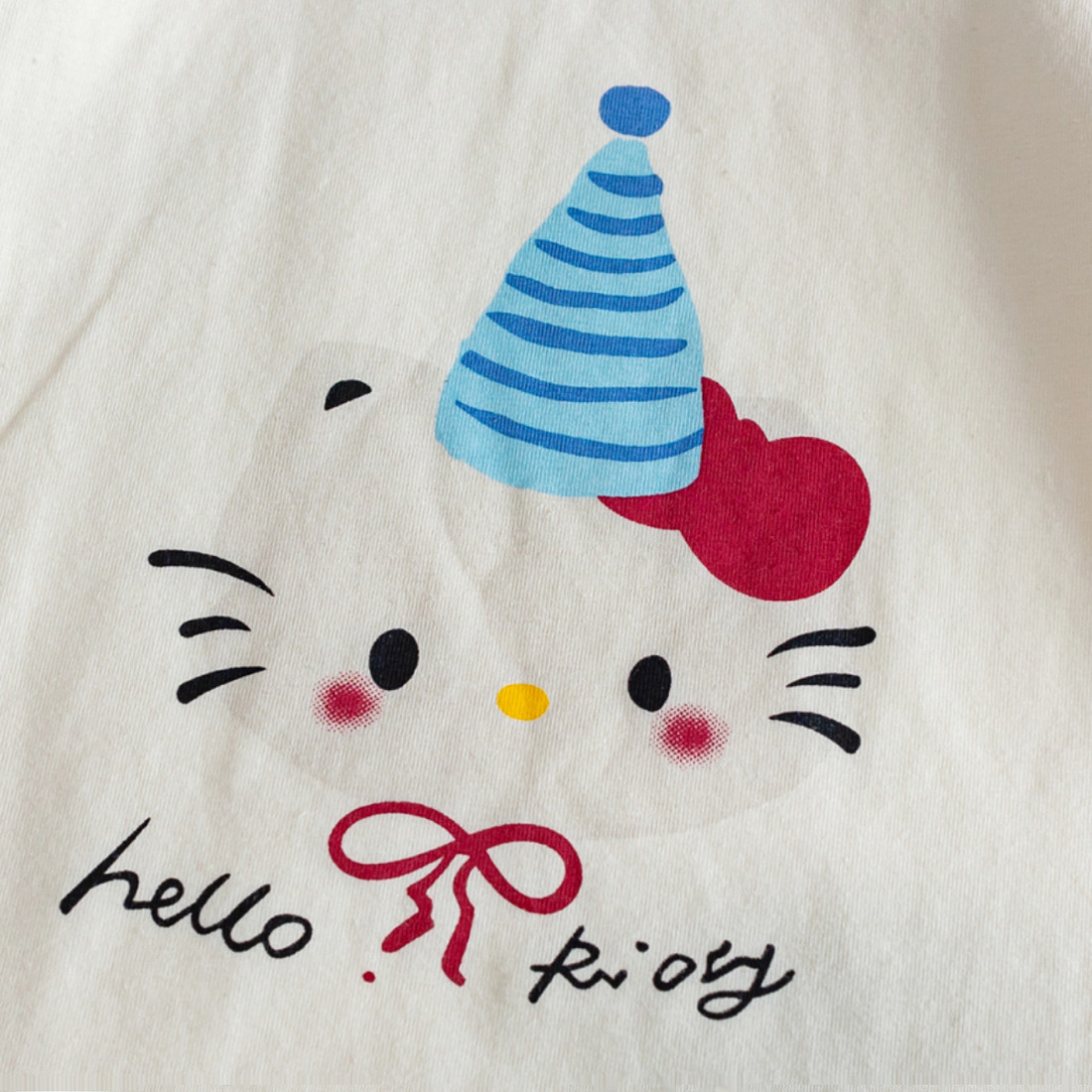 Girls' short-sleeved T-shirt, children's summer wear 2025 new style, stylish and beautiful, super nice girls' top, cartoon base layer Application Scenario