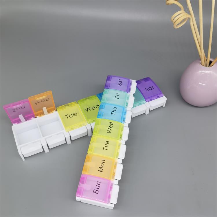 Portable medicine box for the elderly