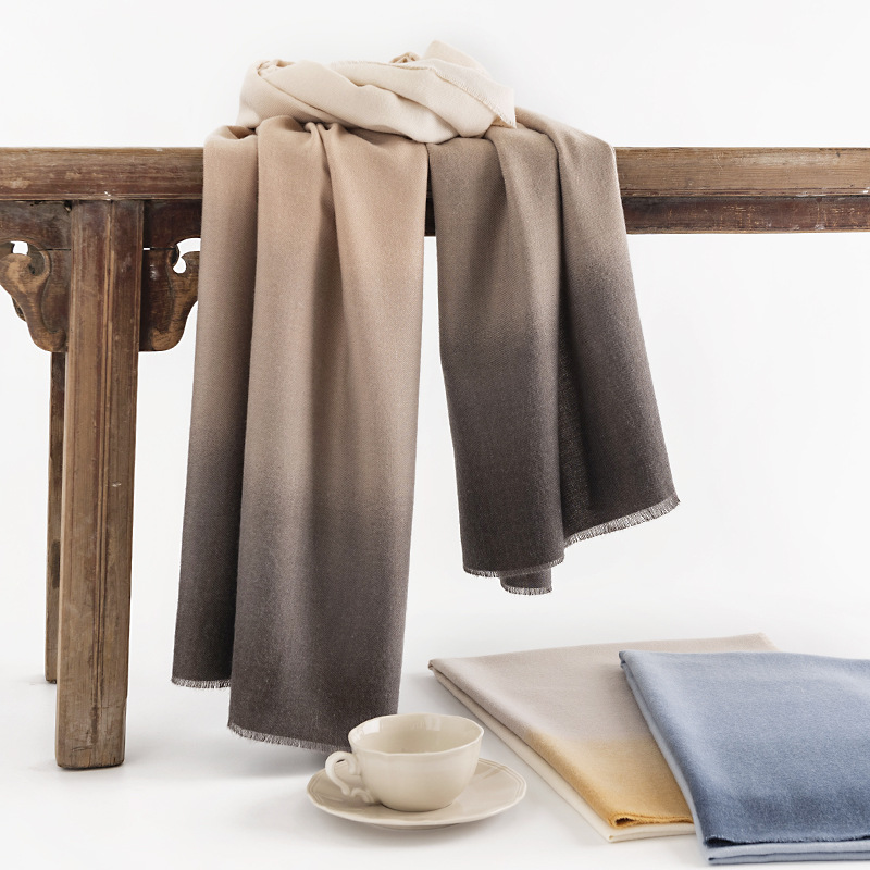 Winter New Gradient Solid Color Printed Scarf Fashion Commuter Warm Neck Neck Collar Simple All Over The Cold Cape