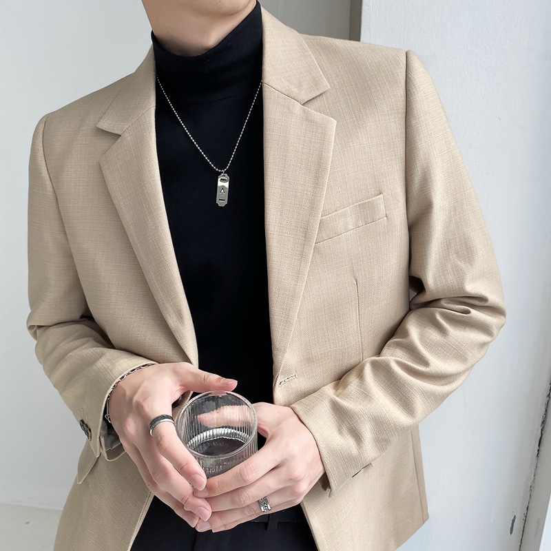 The new autumn men's suit made of British linen fabric is loose and drape, with a light and mature Korean style. Suit trend Application Scenario