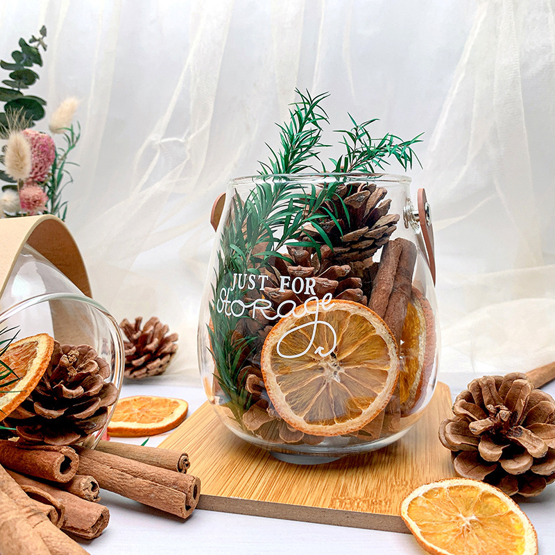 Factory sales of flameless cinnamon essential oil diffuser cups, hand-held leather glass cups, DIY pinecone dried flower aromatherapy ornaments details Picture