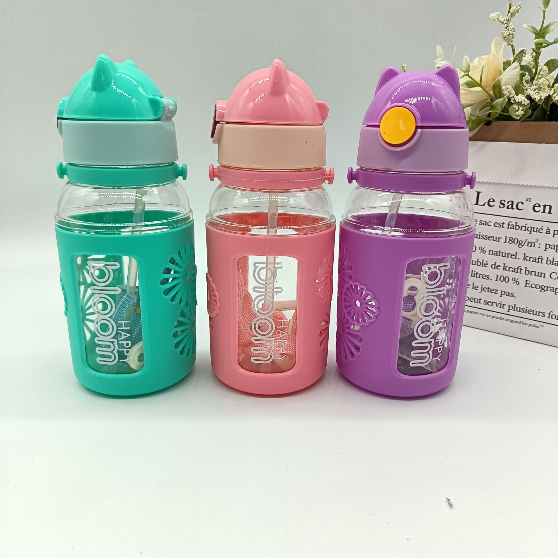 Creative water cups for export, folding straw LIDS, hand-held square water cups, heat insulation covers, outdoor sports water bottles, student space details Picture