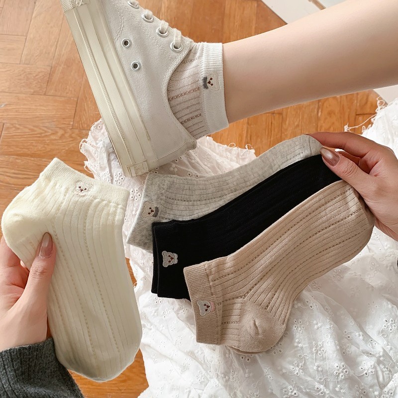 Sock stall, one-piece consignment. Cute cartoon embroidered thin short socks for women in spring and summer, trendy and versatile on Instagram, breathable, mesh shallow-mouthed short socks, one-piece consignment full image