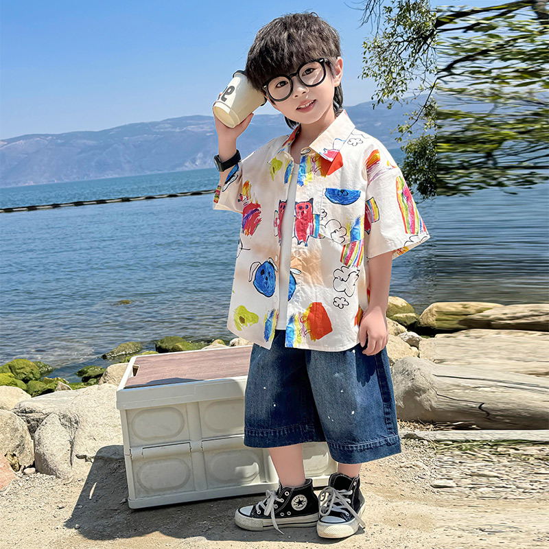 Boys' summer shirt 2024 New style Children's stylish summer short-sleeved top, boys' fashionable casual shirt thin style Application Scenario