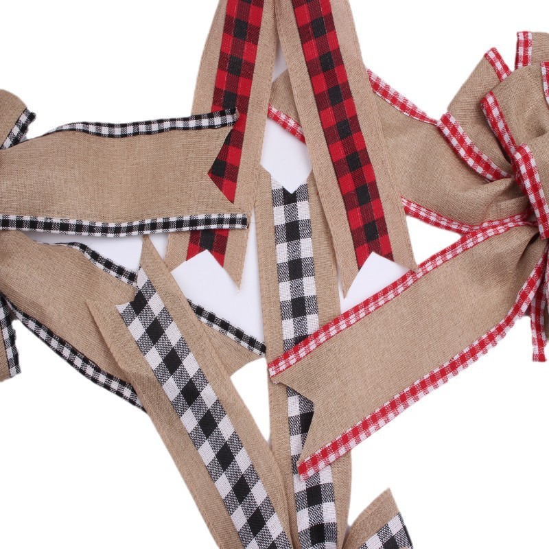 عيد الميلاد مزخرفة بأسلاك من القماش والقماش Item Picture