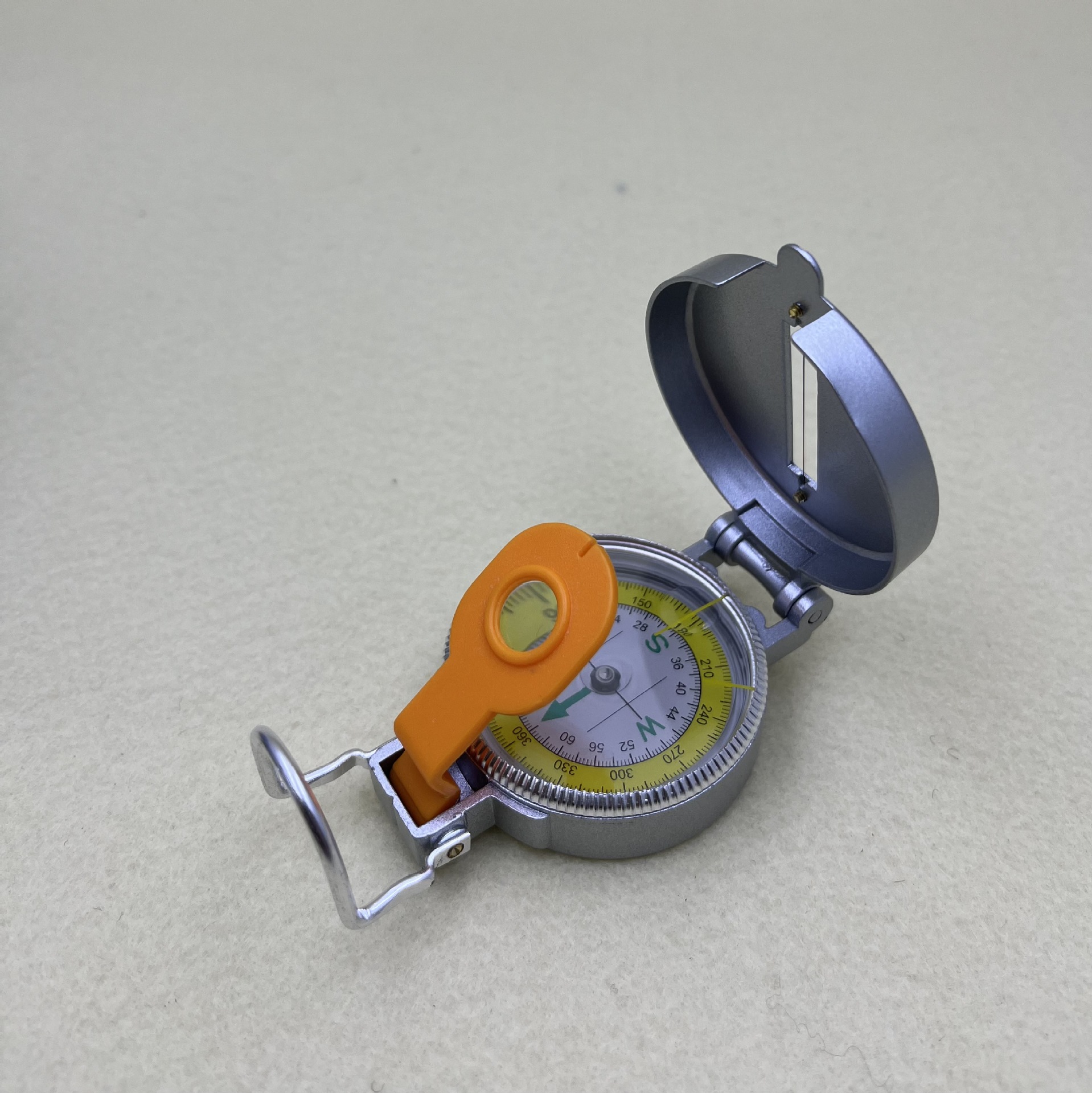 L45-3B Silver zinc alloy case oil-filled compass student gift compass magnifying glass details Picture