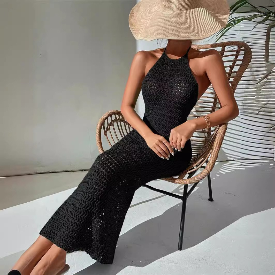 Amazon's new Spring/Summer form-fitting, neck-hanging, backless knitted sweater dress from its independent cross-border store in Europe and America Specification drawing