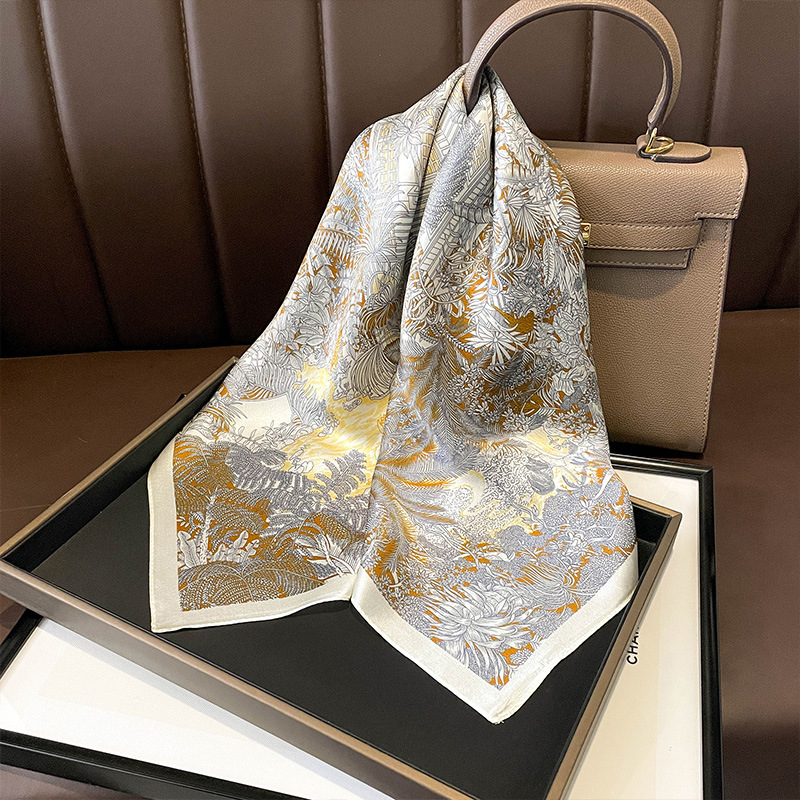 【 Wholesale 】 Jungle Floral Silk Scarf 70 square scarves 100% mulberry silk Women's Versatile Spring and Autumn Mom's Scarf