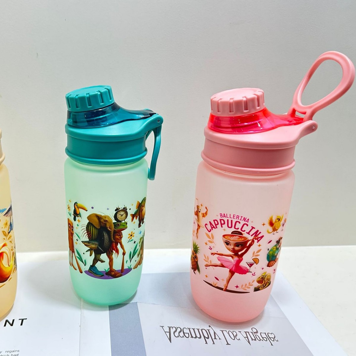 Amazon's best-selling styles: Shan Hai Jing patterned water cups, children's water cups, bouncy LIDS, student portable space cups, cross-border Application Scenario