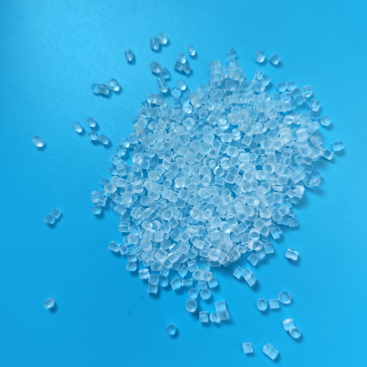 Wholesale discounts on TPE material transparent particle injection molding TPR70A natural color rubber compound, toy material and thermoplastic elastomer Application Scenario