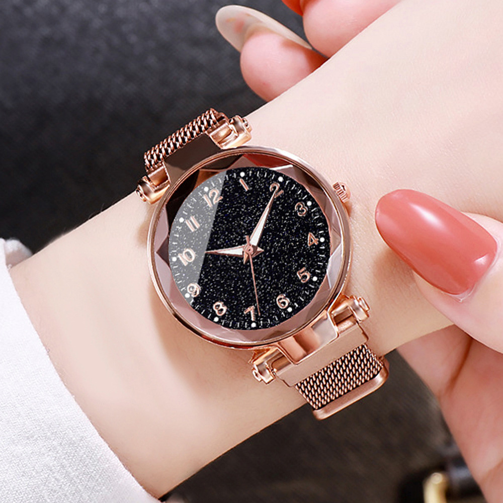 All Fashion Ladies Star Watch Korean Version Of Simple Popular Iron Suction Steel Band Quartz Watch Set Item Picture