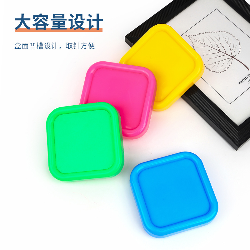 Manufacturer color magnetic needle and thread storage box Portable sewing box Household multi-functional magnetic needle and thread box sewing set details Picture