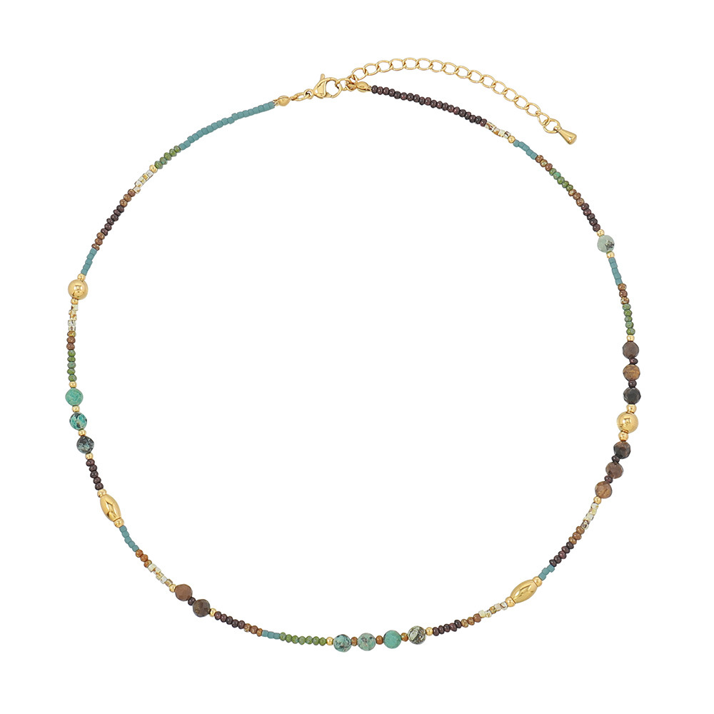 صُمِّمت مجموعة صغيرة من الازياء الفرنسية لسلسلة من الارز الصخري الملون Item Picture