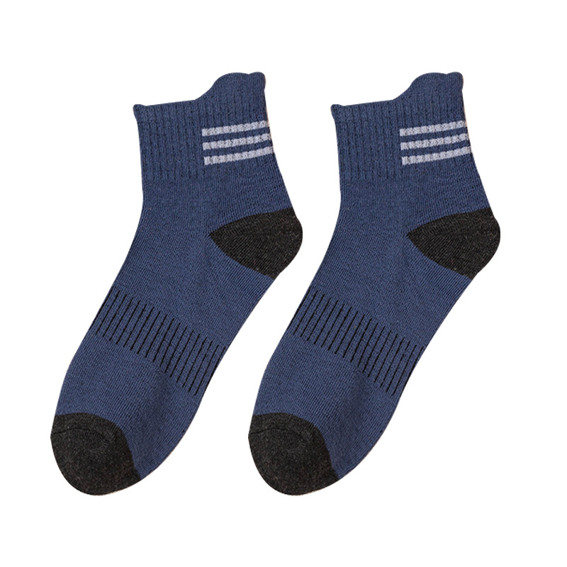 Men's autumn and winter socks, Zhuji striped and color-blocked thigh-high socks, sweat-absorbing and breathable student sports basketball socks Item Picture