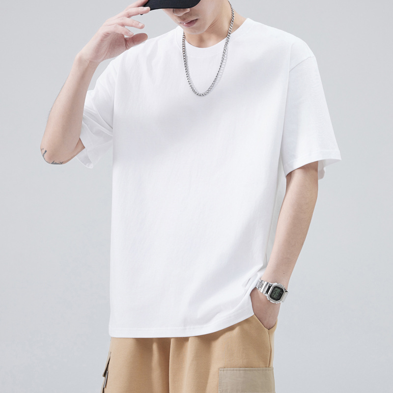 A men's short-sleeved T-shirt made of mercerized cotton with a loose round-neck inside, a summer trend in solid white, half-sleeved, large-sized men's clothing