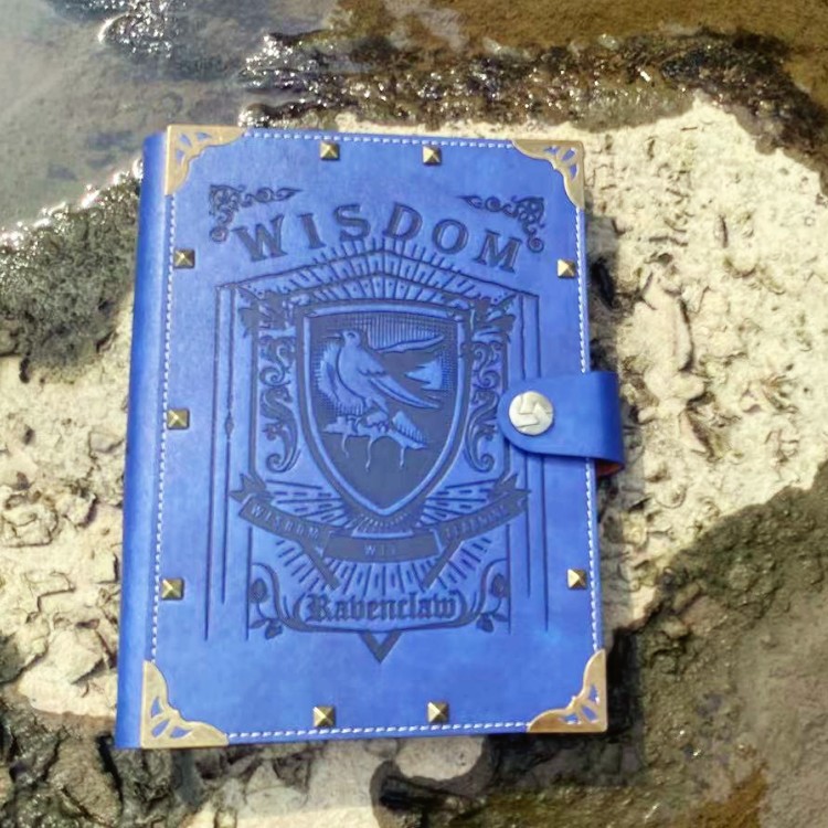 Authentic Harry Potter A5 loose-leaf book, Hogwarts School Card Book, House Four B5 loose-leaf book, retro notebook Specification image