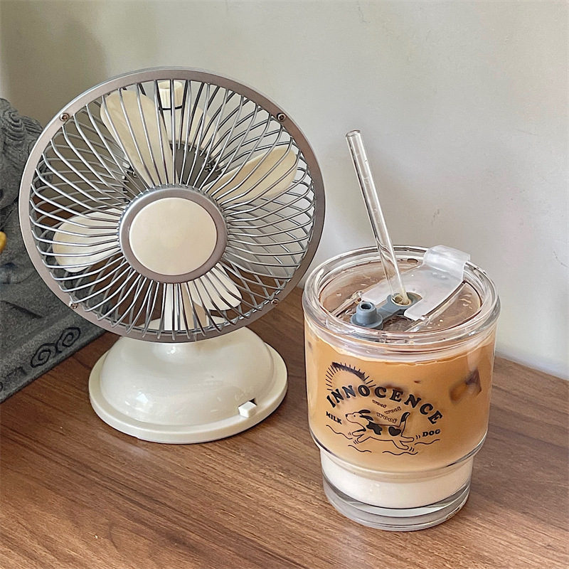 Korean Design Cartoon Dog Glass Bamboo Cup Straw Water Cup Coffee Cup Breakfast Cup With Cover Couple Cup Application Scenario