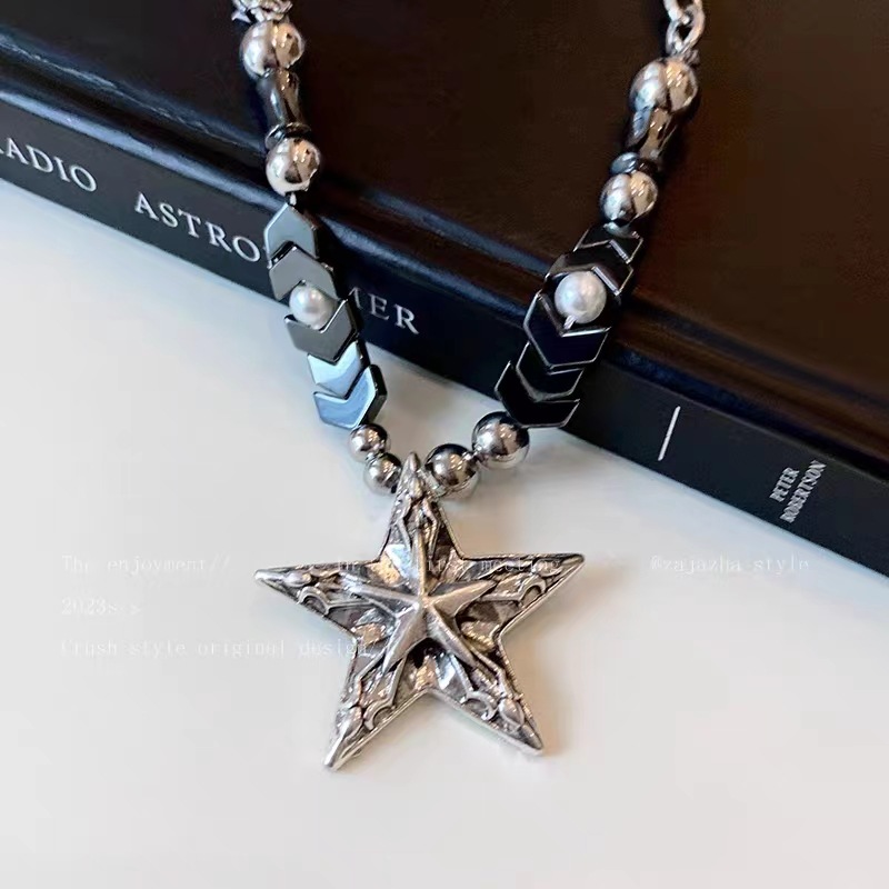 Y2K Heavy Industry beaded Star Necklace for women, titanium steel, subculture, hot girl, sweet and cool, punk style, niche European and American necklace trend Specification image