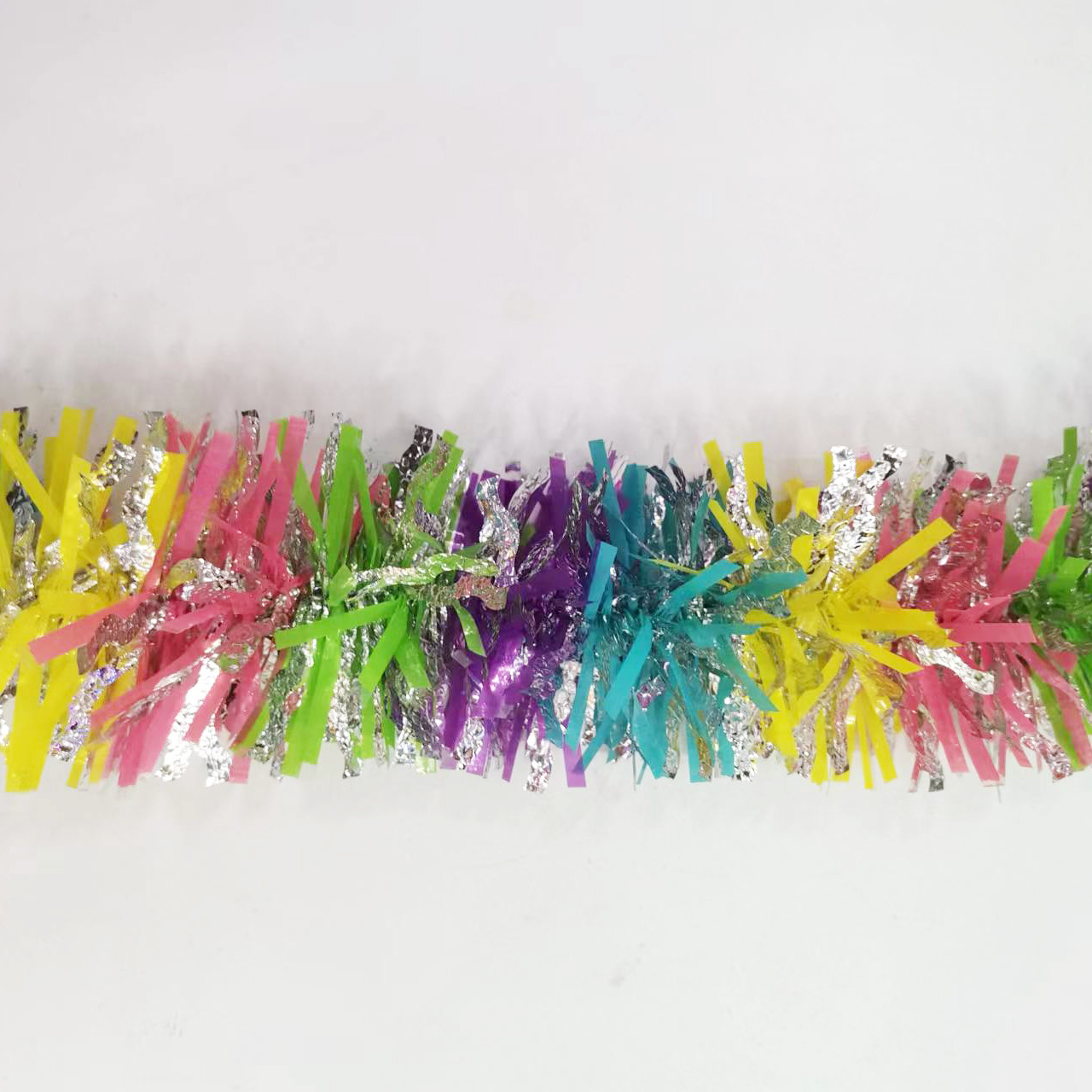 Cross-border Christmas wool strips, colorful filaments, festival party wool strips, Easter venue decoration, colorful ribbon art Specification image