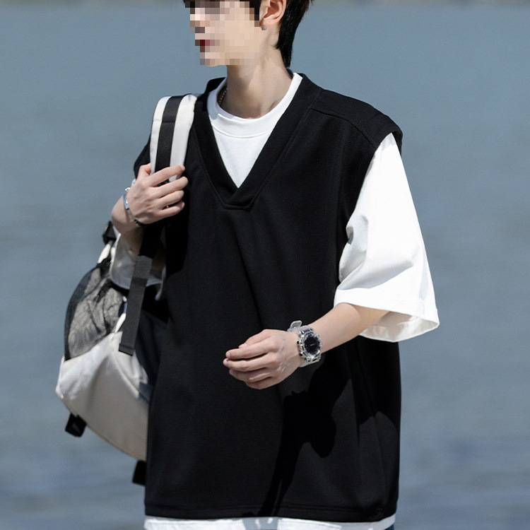 Two-piece short-sleeved T-shirt for men 2025 new summer layering half-sleeved men's top loose and casual youth T-shirt details Picture