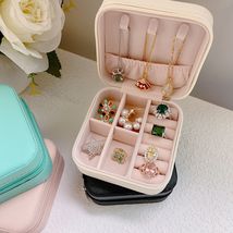 首饰收纳盒旅行便携式礼盒耳钉戒指包装饰品盒高级感首饰盒珠宝盒