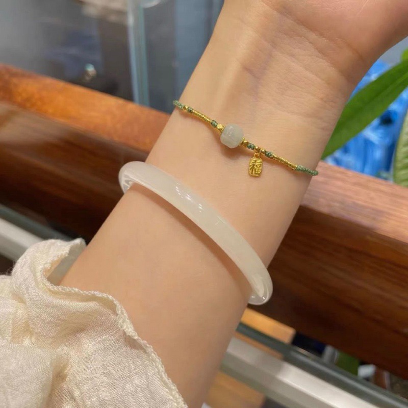Qingbai Jade Bracelet Xinjiang And Tian Shi Qingbai Jade Bracelet For Women Jingle Round Thin Strip True Clear Water Jade Bracelet Gifts Item Picture