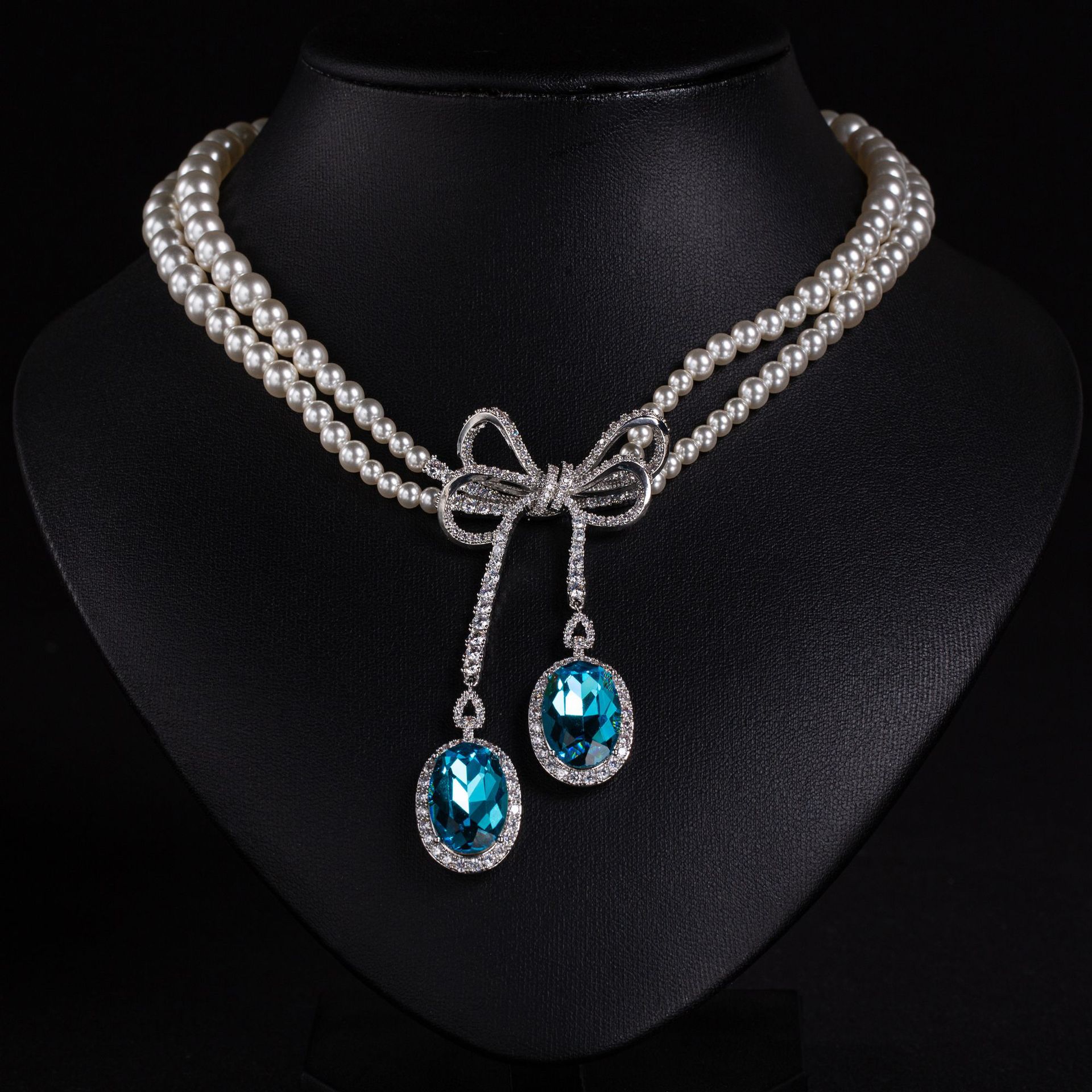 vintage vintage bow pearl necklace with a unique and elegant court style, multi-layer chain collarbone chain necklace Specification image