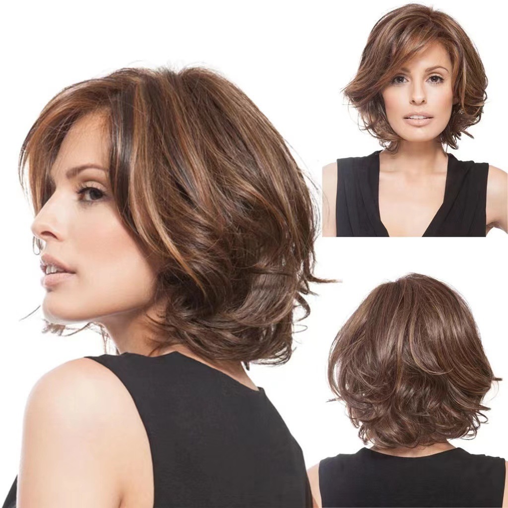 【 Shunting 】 European and American wigs with short curly hair and high-temperature silk color selection gradient wigs are in stock and available for hair replacement