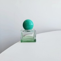 30mL方形设计款香水瓶13卡口玻璃瓶分装便携绿色玻璃瓶现货
