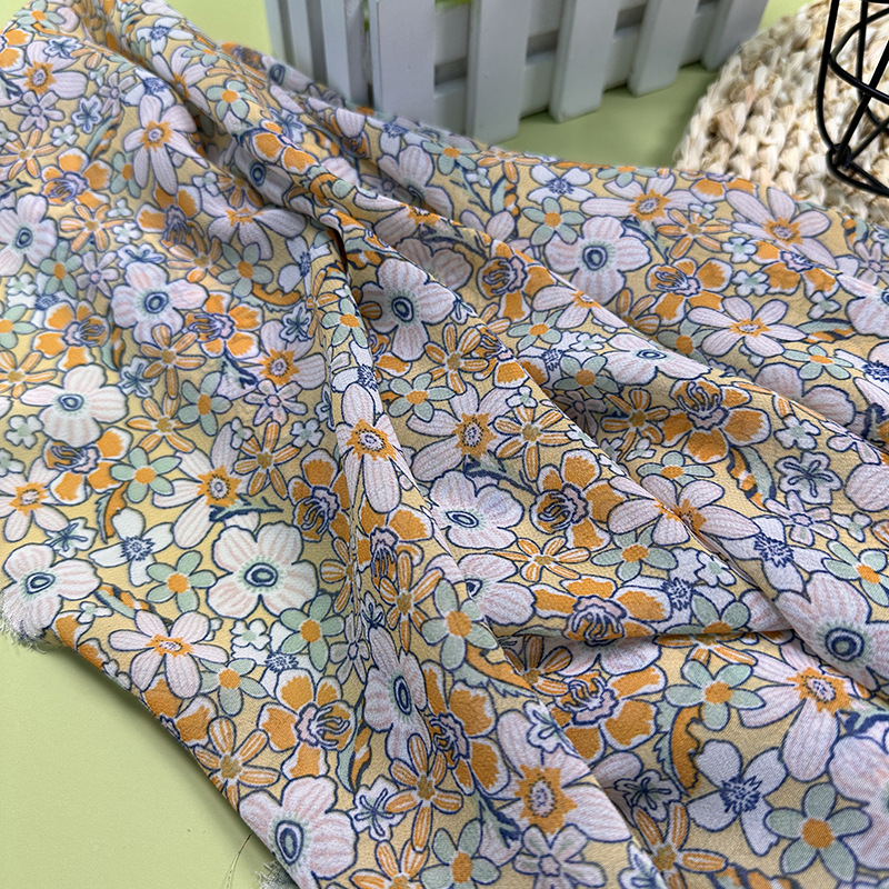 Second batch of single-layer slightly translucent summer dress fabric exclusively for pearl chiffon, fresh and fashionable printed fabric Specification image