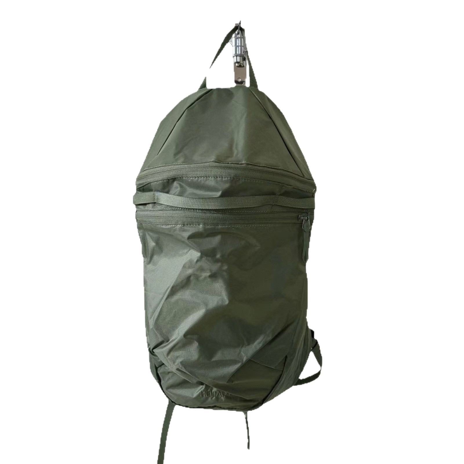 The chicken skeleton backpack heliad15L is a lightweight outdoor hiking backpack for both men and women, and a portable waterproof bag for casual hiking Item Picture