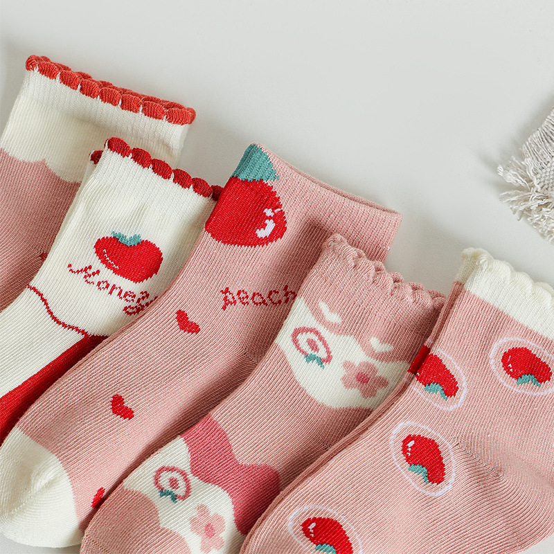 Autumn and winter versatile girls' socks, autumn style cute and warm pink strawberry long-staple cotton children's socks for girls wholesale details Picture