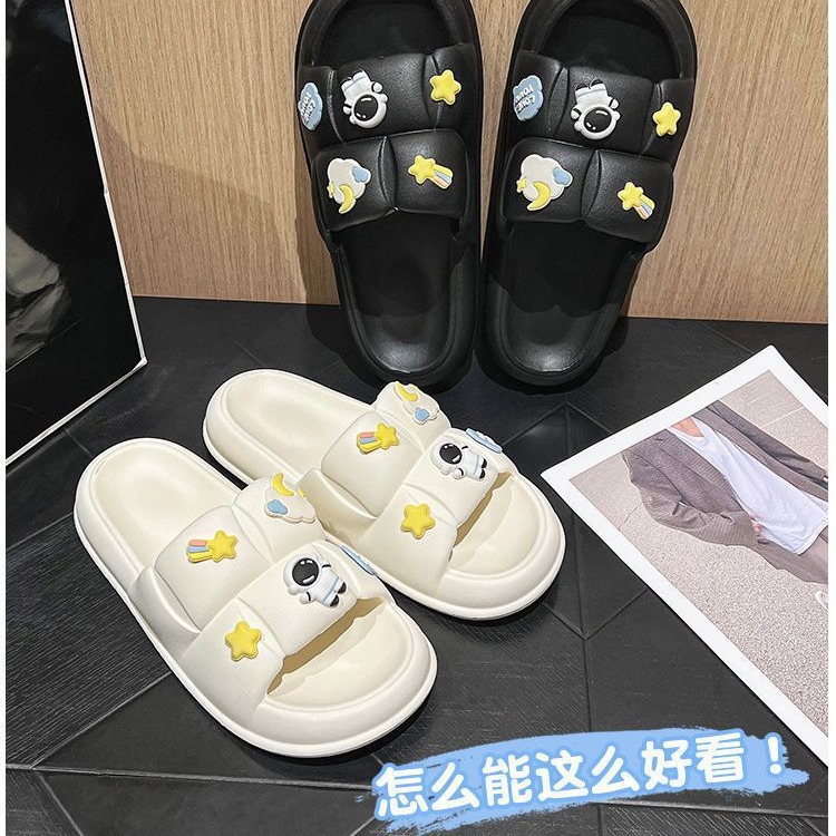 塑料拖鞋实物图
