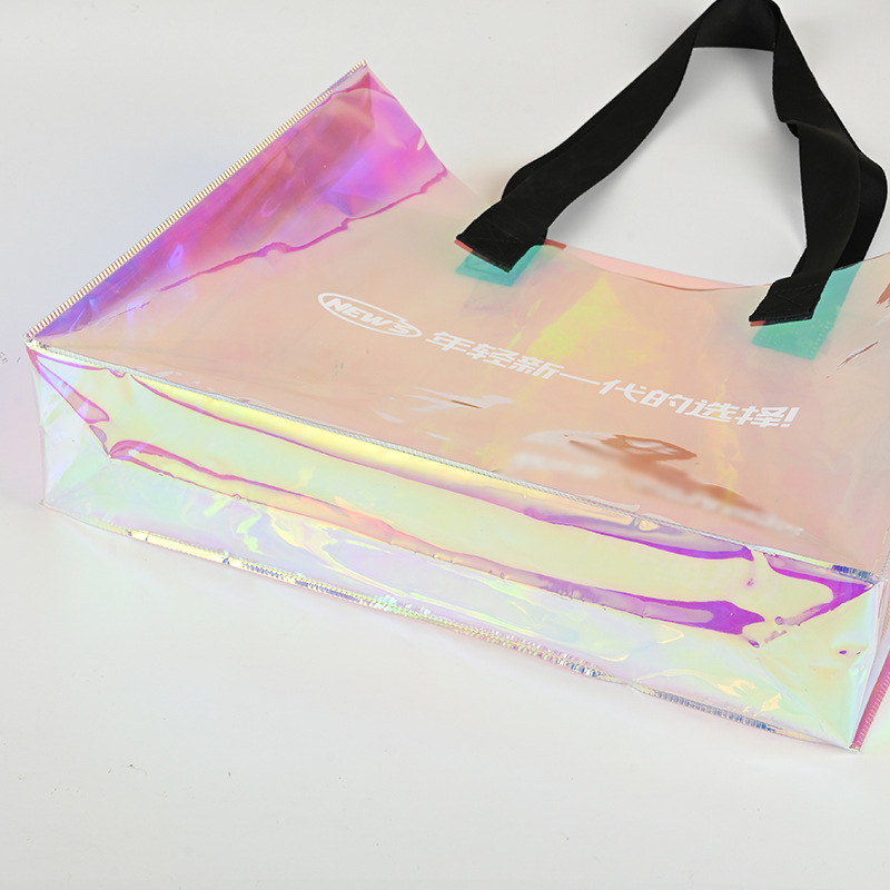 Transparent plastic jelly handbag, tpu laser iriered clothing shopping bag, pvc gift bag can be printed with logo Application Scenario