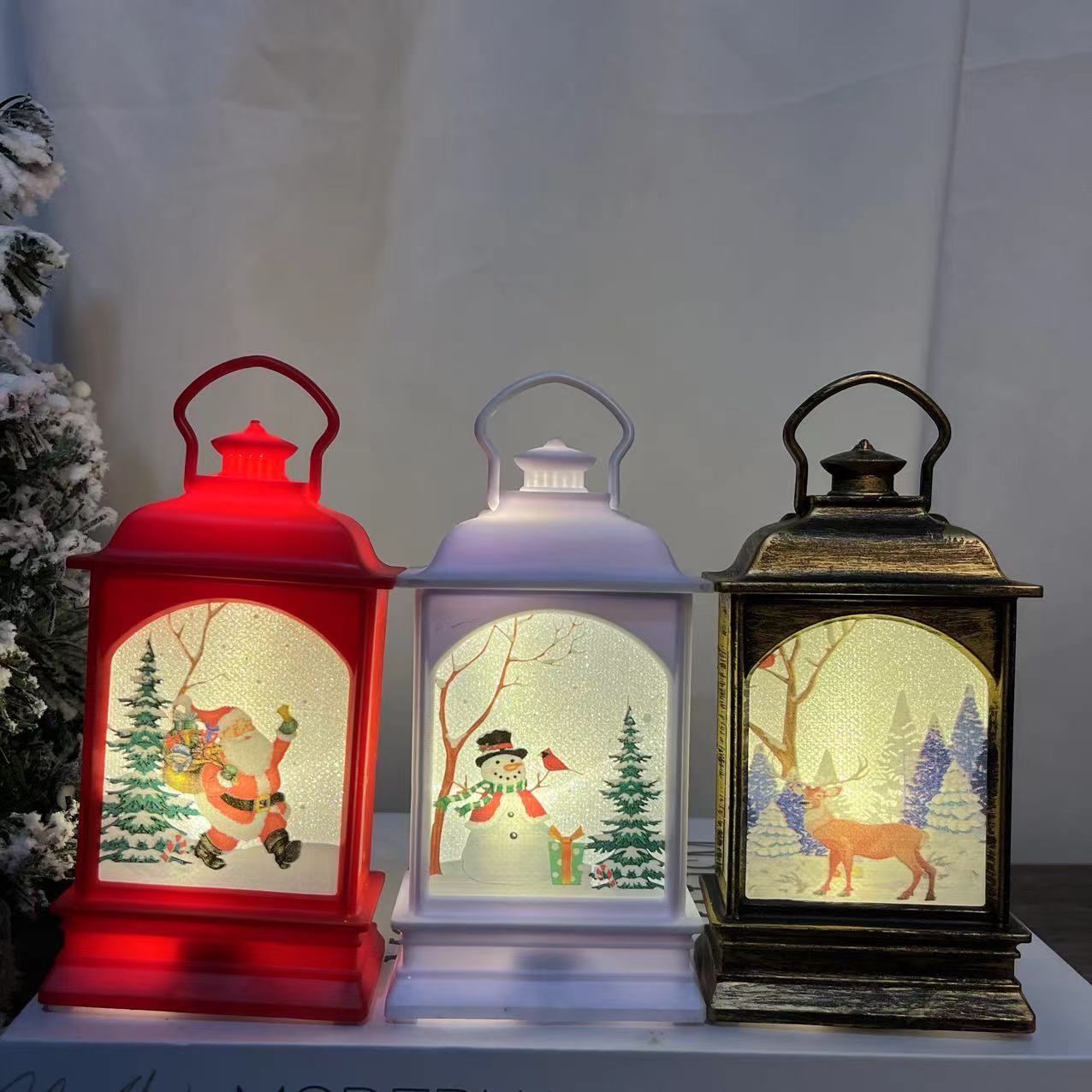 Cross-Border New Christmas Decoration Retro Small Flat Wind Lamp Santa Claus Decoration Portable Light Night Light Decoration Specification drawing