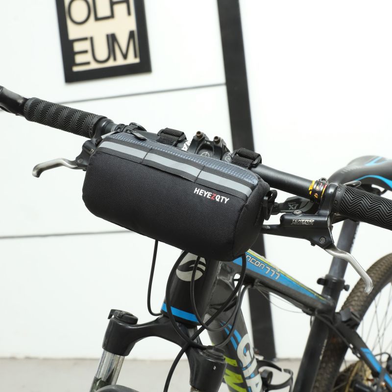 Bicycle head bags, multi-functional crossbody bags, mountain road front handlebars bags, wholesale saddle bags, cycling equipment