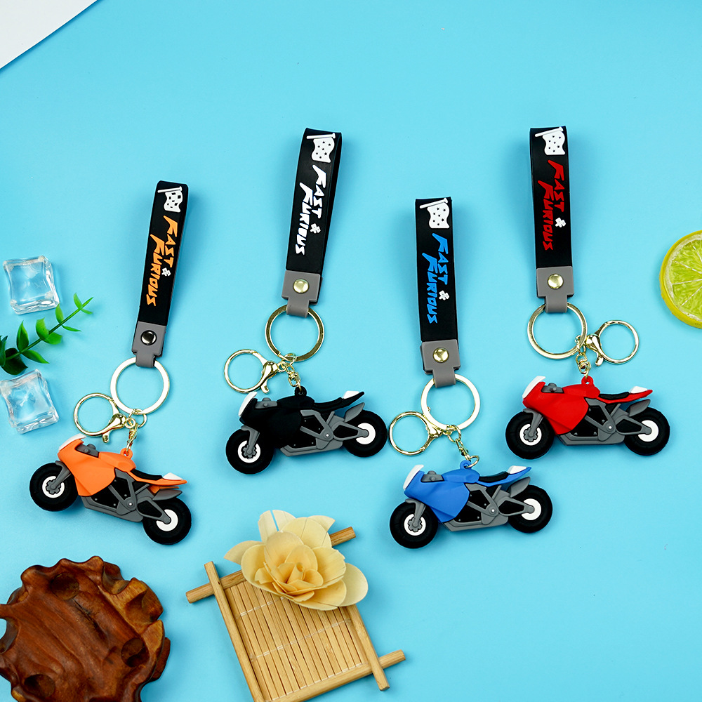 Cool cartoon motorcycle keychain pendants, cross-border creative racing key chain ornaments, schoolbags and small gifts wholesale details Picture