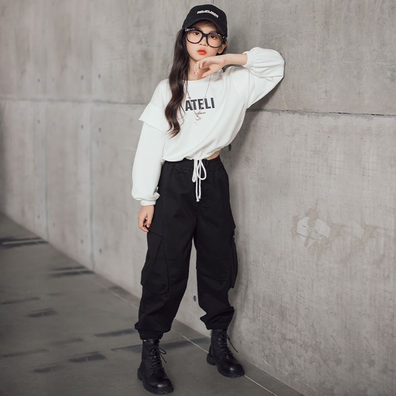 Girls' hoodie 2023 Autumn/Winter New Style: small flying sleeve drawstring hoodie + work pants, Big Kids' children's wear, parent-child Specification image
