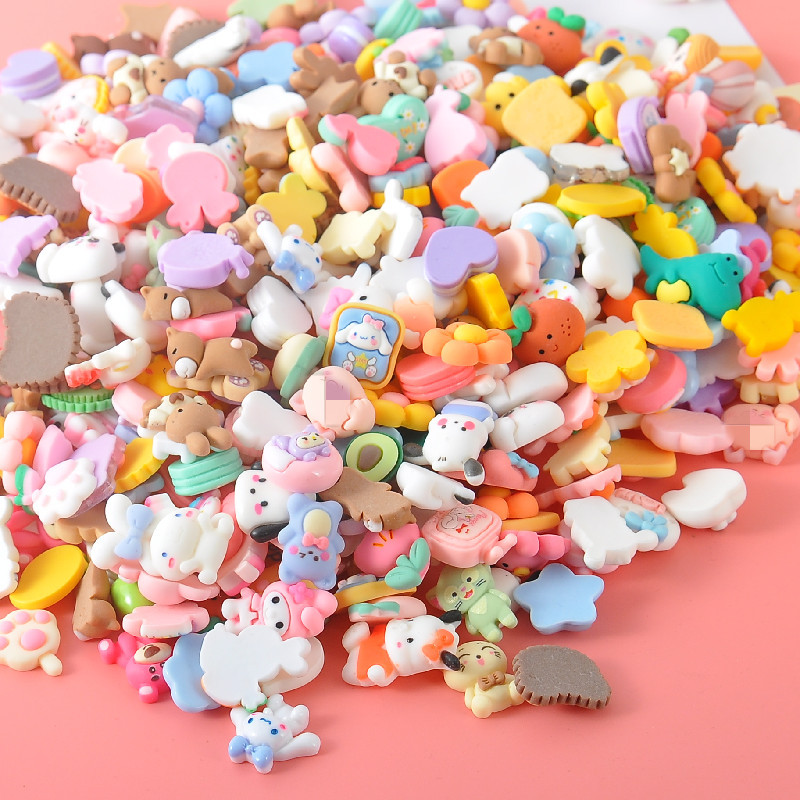 Yiwu small commodity resin diy accessories, mixed resin small accessories, new products, handcrafted jewelry patches Application Scenario