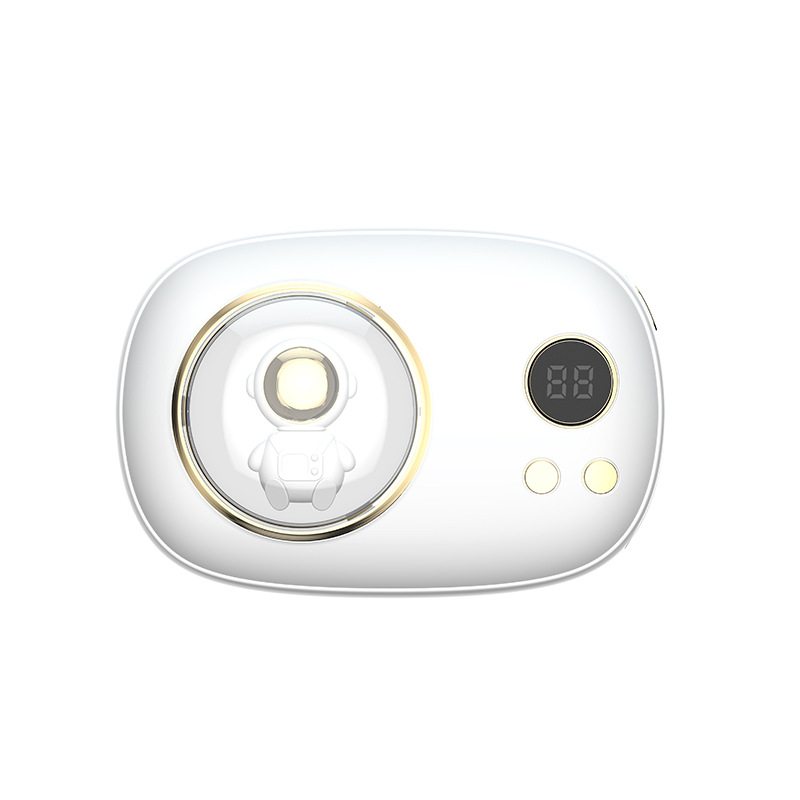 Cross-Border New Mini Astronaut Digital Display Hand Warmer 10000 Mah Hand Warmer 2-In-1 Hand Warmer Item Picture