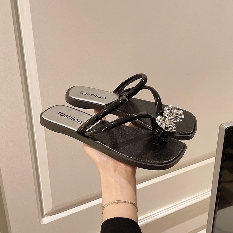Simon Lina's new summer women's diamond slippers are fashionable and can be worn over soft soles with skirts and versatile toe coverings Item Picture