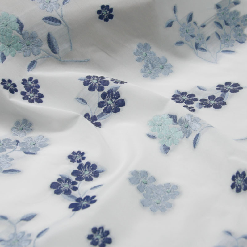 This high-end dress is made of light and fresh plant silk jacquard fabric and soft mesh fabric Specification image