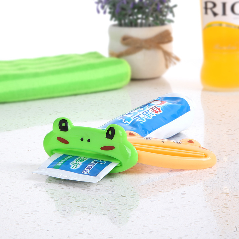 Toothpaste squeezer Korean creative fashion cartoon manual toothpaste squeezer lazy cosmetics cleanser milk squeezer